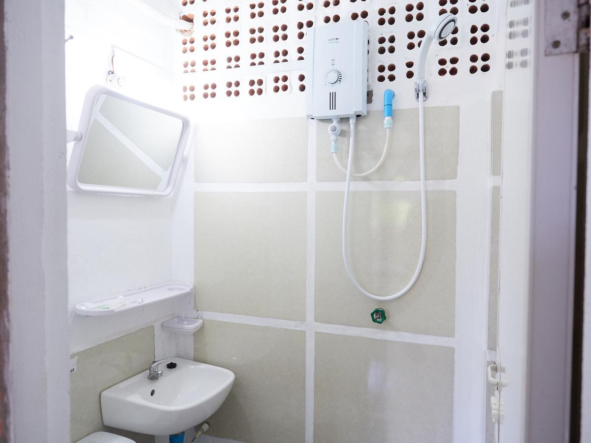 Sevenstars Hostel Sihanoukville Bagian luar foto