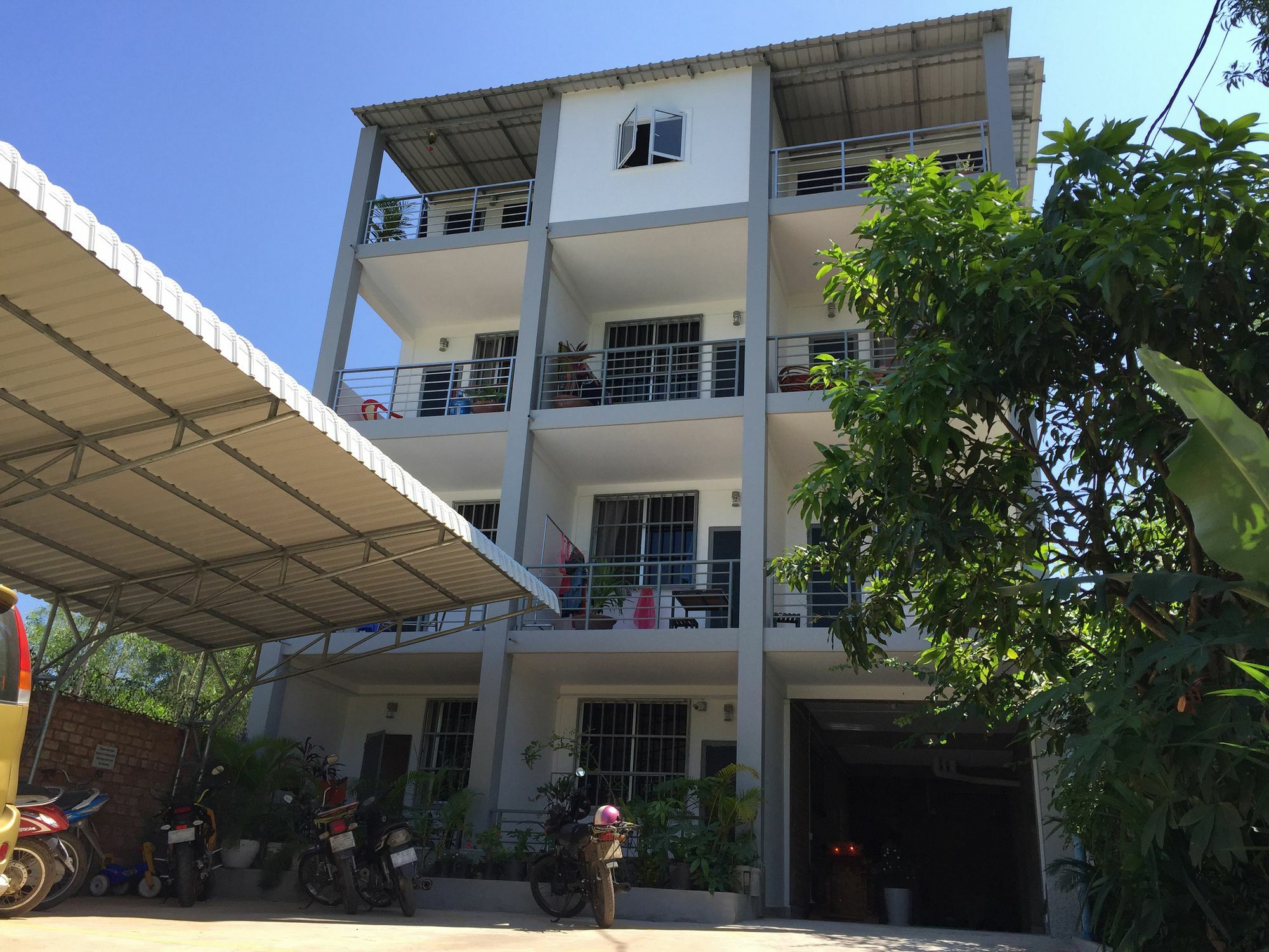 Sevenstars Hostel Sihanoukville Bagian luar foto